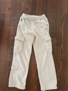 Gap Kids Girls Cargo Sweatpants in Cream
